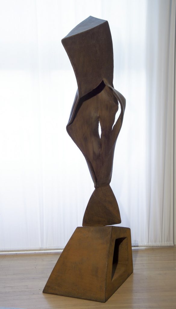 La déchirure, 2000, acier, 200 x 84 x 55 cm